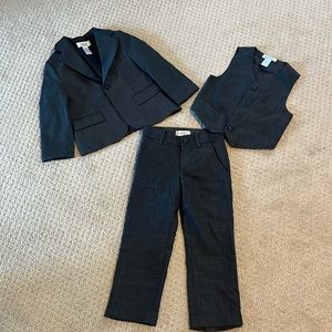 Janie and Jack special occasion three piece suit size 4T